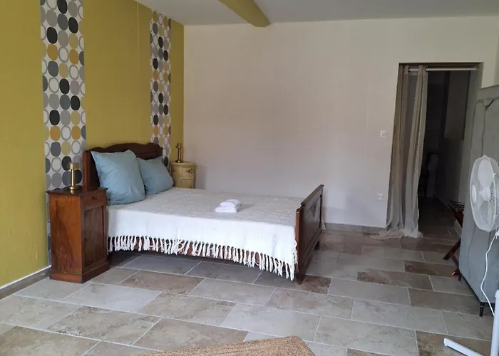 L'ancienne Distillerie * Moulons